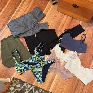Aerie bundle with crossover leggings